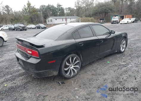 2014 Dodge Charger Se z USA, uszkodzony, nr VIN 2C3CDXBG5EH334567